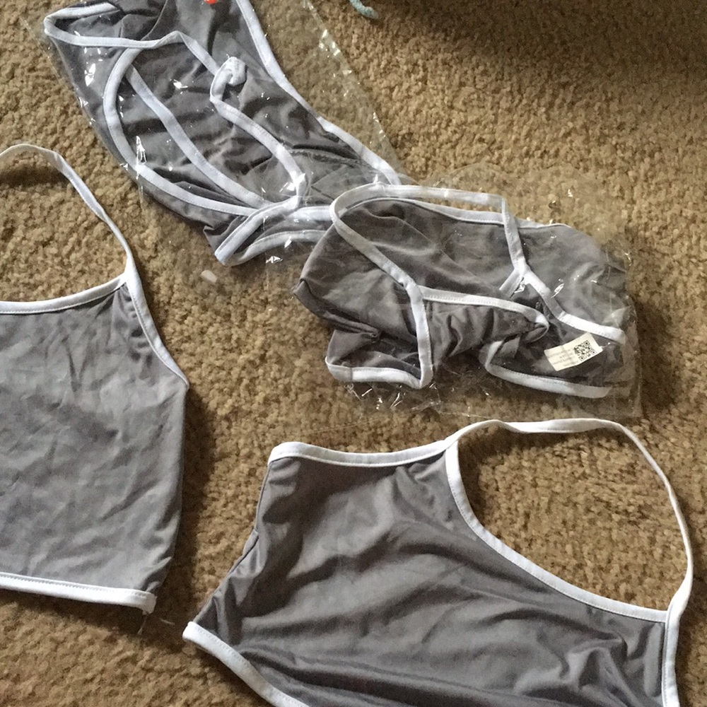 Solid Gray Halter Crop Top - Picture 2 of 2